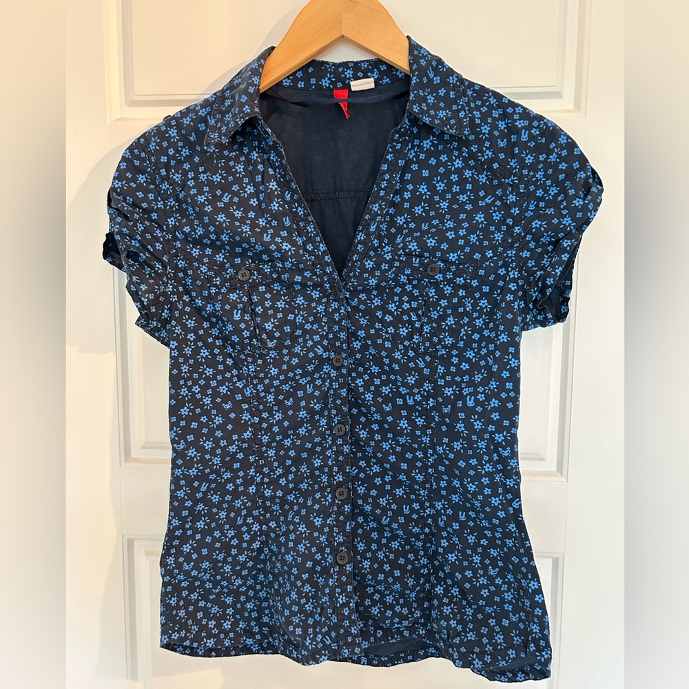 Blue flowery button-up shirt
